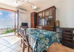Location vacances Carloforte - 2 Bedroom Stunning Apartment In Carloforte-3