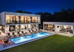 Location vacances Kanfanar - Amazing Home In Modrusani With Sauna-1