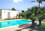 Location vacances Sant'Agata di Militello - Stunning Home In Torrenova With Swimming Pool-1