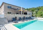 Location vacances Saint-Victor-de-Malcap - 30ventsb Villa Eole-1