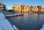 Location vacances  Gare de Greifswald - Yachthafendomizil 2-1