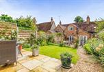 Location vacances Henley-on-Thames - Cottage Sleeps 4 with Enclosed Garden-1