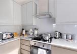 Location vacances Richmond - Town Center 2 bed Serviced Apartment 08 with parking, Surbiton By 360stays-4