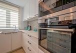 Location vacances Selca - Villa Blu Brac A Beautiful 3 Bedroom Villa A Stones Throw To The Beach-2