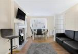 Location vacances Kings Langley - 5-Bed House with Garden Near Warner Bros Studios-4