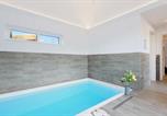 Location vacances Lembruch - Beach Front Home In Lembruchdümmer See-2
