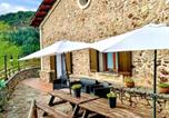Location vacances Camprodon - Charming House in Ogassa, Perfect for 10 Guests-3