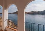 Location vacances La calanque de Sa Tuna - 3 bedroom in first sea line in Sa Tuna Begur H02-4