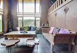 Location vacances Yogyakarta - Reddoorz at Omah Kayu Homestay Yogyakarta-4