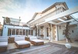 Location vacances  Charente-Maritime - Villa Les Peupliers avec piscine privée et sauna-1