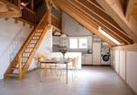 Location vacances Berne - Mountain View Attic Apartment Goldiwil with Balcony & Parking-1