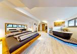Location vacances Oetz - Ferienhaus Hennewinkl-1