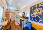 Location vacances Sylva - The Florio - Tiny Home, River, Hiking, and Rafting!-1