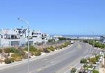 Location vacances Robben Island - Modern 3-Bedroom Apartment in Bona View Big Bay-3