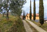 Location vacances Pieve Santo Stefano - Charming house with shared pool in Caprese Michelangelo-1
