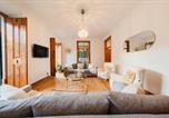 Location vacances Alcabideche - Big 5br Apt Garden & Hot tub in Heartoflisbon-1