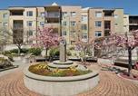 Location vacances Victoria - Deluxe 2 Bed 2 Bath With Harbour And Empress Hotel Views-1