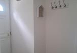 Location vacances Isigny-le-Buat - La Mancelliere-3