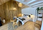 Hôtel Egliseneuve-d'Entraigues - Ecrin d'Auvergne Lodge et Spa privatif-4