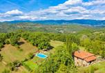 Location vacances Castel Focognano - Villa Bellavista-3