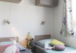 Location vacances  Lozère - Mobil-home avec Terrasse à Meyrueis - Api-1-52-577-4
