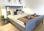 Location vacances  Gare de Straubing - Zentral mit überdachter Terrasse-3