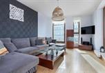 Location vacances Gdynia - Sea Towers Apartament z Widokiem na Morze, 3 Sypialnie i 2 Balkony by Noclegi Renters-1
