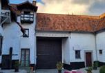 Location vacances Sint-Truiden - Charming and cosy Art Deco house in old historic farm with private natural pool and gardens with hiking and cycling trails nearby-1