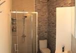 Location vacances Montbrun-les-Bains - Appartement Avec Terrasse Privative-4