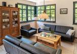 Location vacances  Ahrenshoop - Strandhaus Ahrensh 1-3
