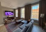 Location vacances Petersburg - Private Elevator to Downtown Condo-1