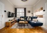 Location vacances Průhonice - Family two bedroom apartment with Ac, Darts and Netflix in Hip Vršovice by Prague Days-1