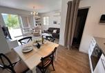 Location vacances Ramatuelle - Appartement Rénové avec Jardin à 1.2km de la Plage de Gigaro, La Croix-Valmer - Fr-1-726-23-4