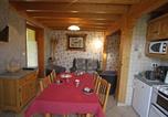 Location vacances Saulxures-sur-Moselotte - Maison montagnarde rénovée avec cheminée et randonnées - Fr-1-589-281-2