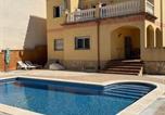 Location vacances Miami Platja - Villa Sol y Mar-1
