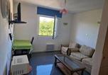 Location vacances Franche-Comté - Studio confortable avec vue sur la ville à Dole, 25 m²-1
