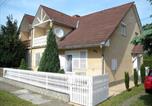 Location vacances Balatonmáriafürdő - Apartments in Balatonkeresztur 37924-1