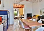 Location vacances Les Sables-d'Olonne - Maison 6 chambres proche plage avec Wifi et salle de jeux - Fr-1-197-447-4
