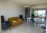 Location vacances Bord de mer de Le Lavandou - Appartement 3 Pièces Climatisé, Vue Mer, Centre-Ville Le Lavandou - Fr-1-251-863-3