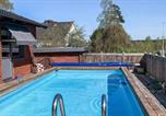 Location vacances Borås - Awesome Home In Rydboholm With Sauna-2