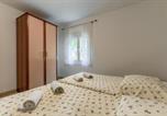 Location vacances Ražanac - Wohnung für 23 Personen mit Privatsphäre-4