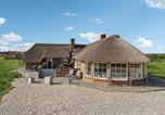 Location vacances Nørre Lyngvig - Beautiful Home In Ringkøbing With Sauna-1