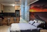 Location vacances Durbanville - Waterfront Deco apartment 2 sleeper lake views-1