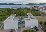 Location vacances Tribunj - Gorgeous Home In Tribunj With Private Swimming Pool, Can Be Inside Or Outside-3