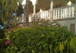 Location vacances Negril - Negril Haven-Spacious 3-Bedroom Guesthouse with Parking & Pets Allowed-3
