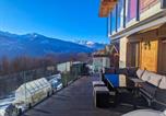Location vacances Crans-Montana - 4bdr Alpine Chalet with Game room and Sunny terrace-3