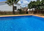 Location vacances Viladamat - Villa Montserrat 3, Terrace & Pool-1