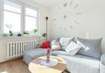 Location vacances Żukowo - Sloneczny Apartament z Pieknym Widokiem Balkon & Parking by Noclegi Renters-1