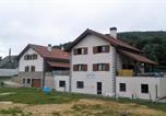 Hôtel Izalzu - Albergue Irugoienea-3