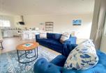 Location vacances Muizenberg - Green Parrot Holiday Apartment-1